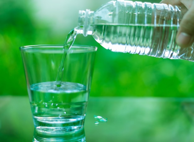 Photo close-up of water in glass