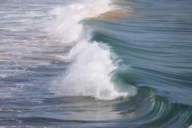 Photo close-up of waves in sea