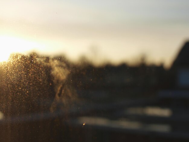 Photo close-up of wet window in rainy season