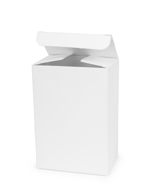 Foto primo piano di un modello di scatola bianca su sfondo bianco