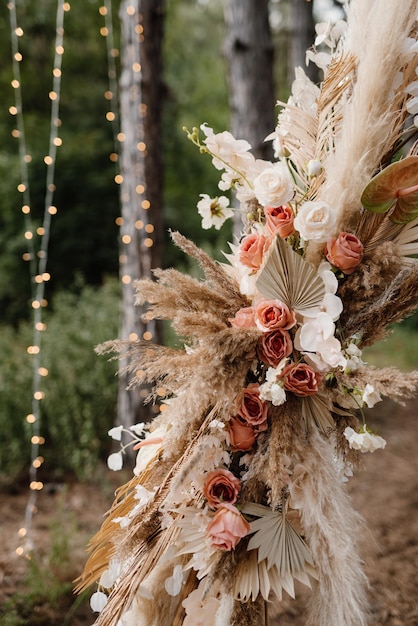 Foto prossimo piano di una pianta a fiori bianchi