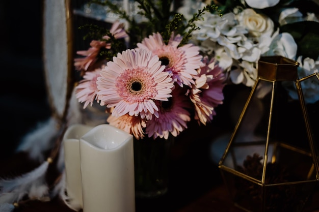 Photo close-up of white flowers in vase