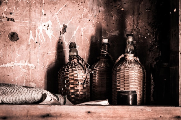 Photo close-up of wine bottles