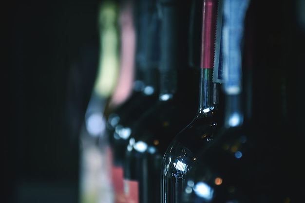 Photo close-up of wine bottles