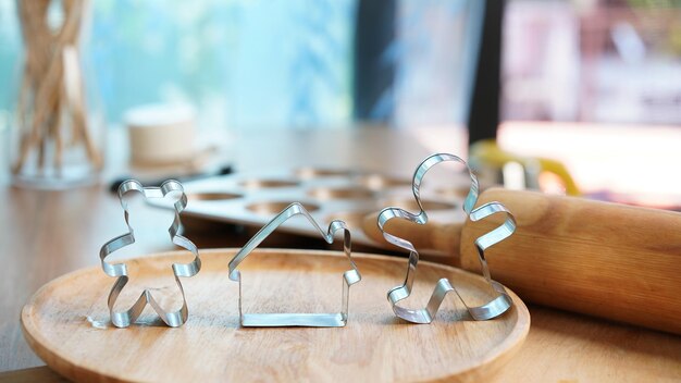 Photo close-up of wine glasses on table in restaurant