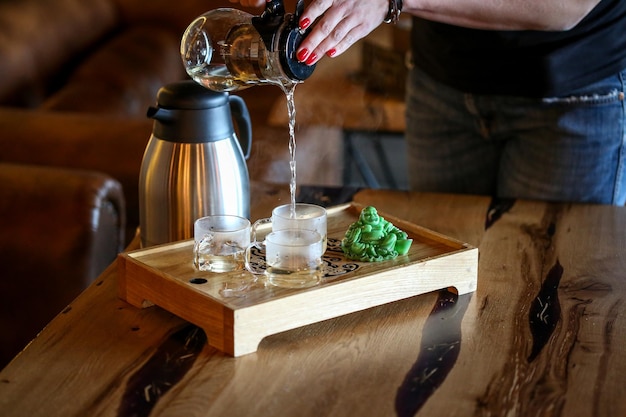 Photo close-up of wine glasses on table