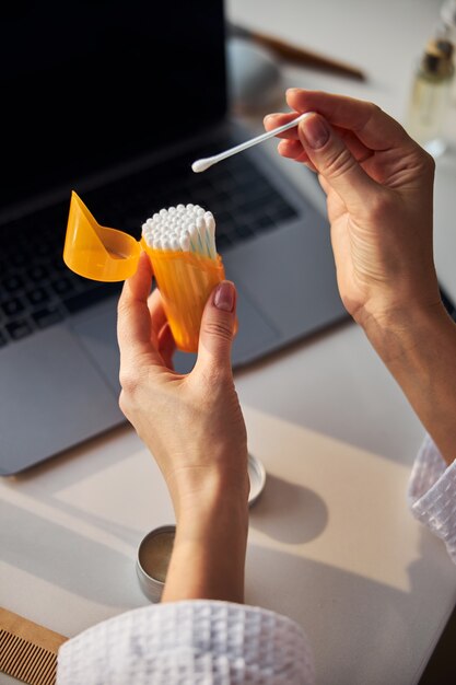 Close up of woman doing beauty procedure