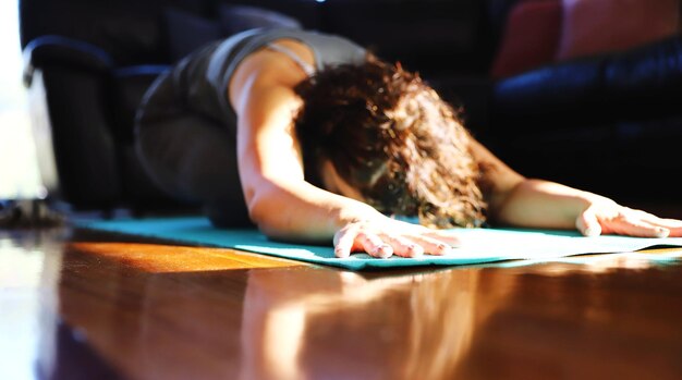 Photo close-up of woman exercising