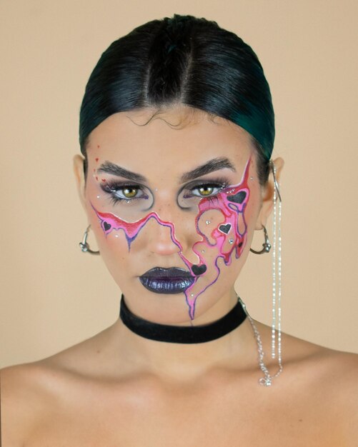 Photo close-up of woman with face paint