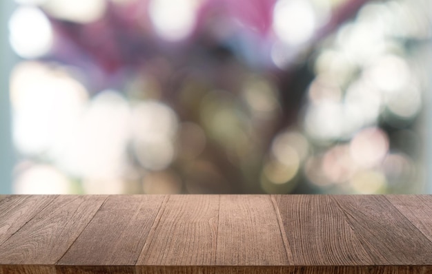Photo close-up of wooden bench