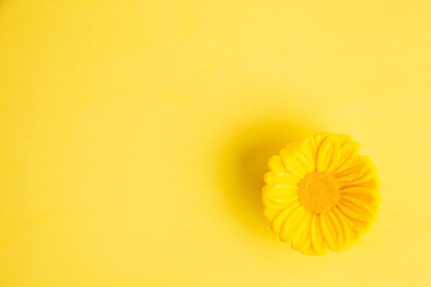 Photo close-up of yellow rose flower