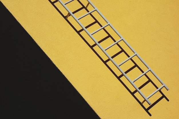 Photo close-up of yellow staircase