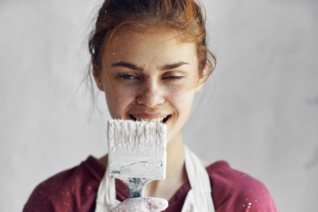 Photo close-up of young woman holding ice cream