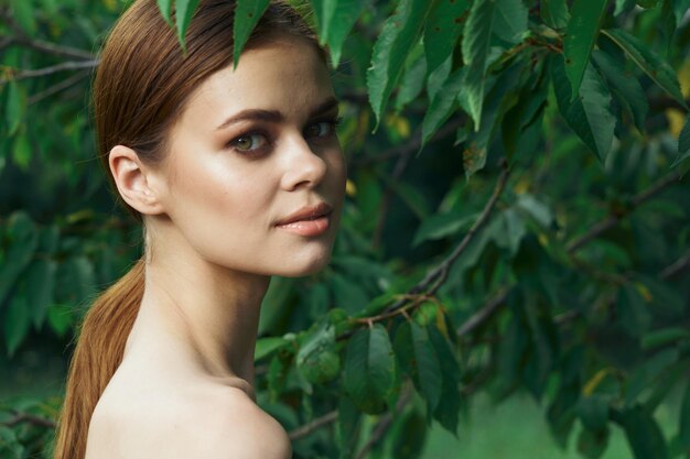 Foto close-up di una giovane donna