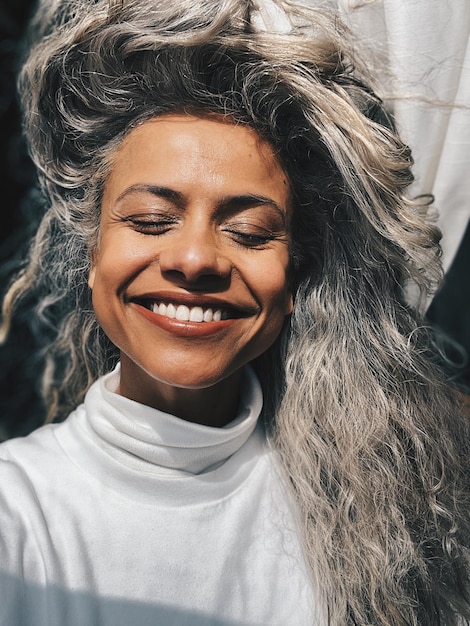 Photo close-up of young woman