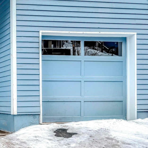 Photo closed door of building