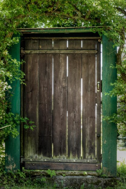 Photo closed door of old building