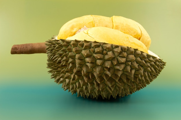 Foto primo piano dei frutti durian, re della frutta