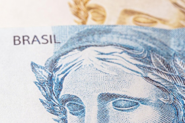 브라질 지폐의 공화국 세부 묘사의 근접 촬영