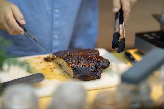 Photo closeup of a grilled meat dish