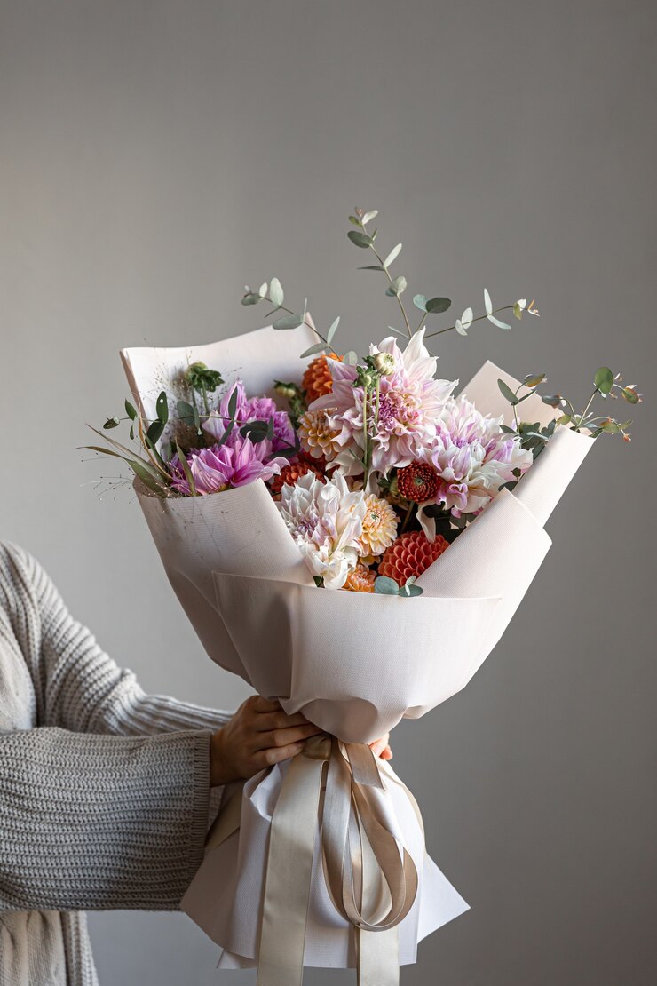 Photo 一朵大型的节日花束与花<unk>花的近距离拍摄