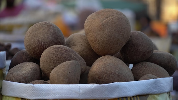 Immagine del primo piano della gola della noce di cocco