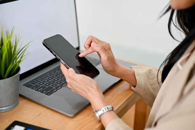 Closeup shot Businesswoman or female insurance agent contact her client on smartphone