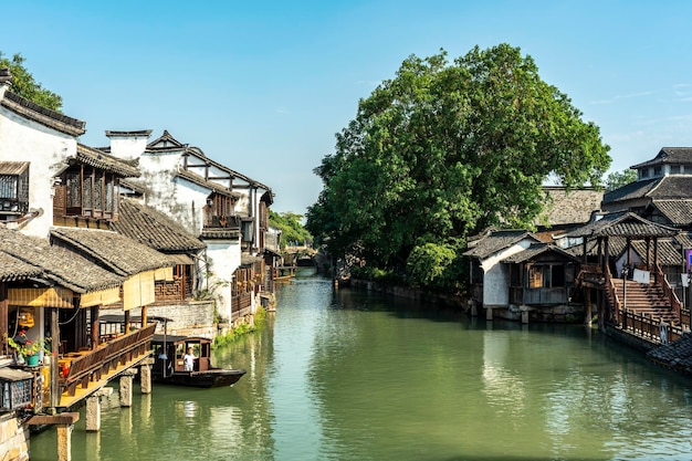 Vista ingrandita della scena di strada a wuzhen in cina