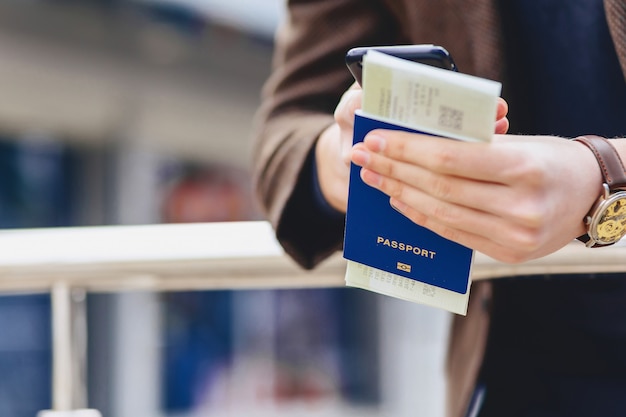 Foto passaporto telefonico e biglietti closup