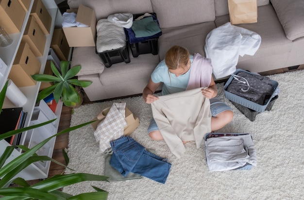 Abbigliamento donna donazione di beneficenza prodotto aiuta confezione regalo confezione regalo pacchetto cura