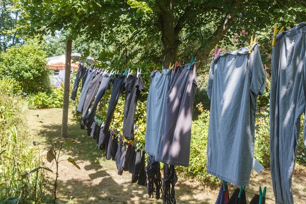 Photo clothes drying on clothesline