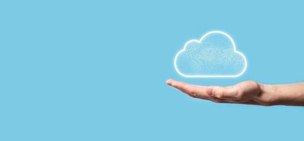 Cloud computing conceptcloud per il trasferimento di daticloud computing big data center futura infrastruttura digitale ai concept hosting virtuale simbolico upload downloadsimbolo di hosting virtuale