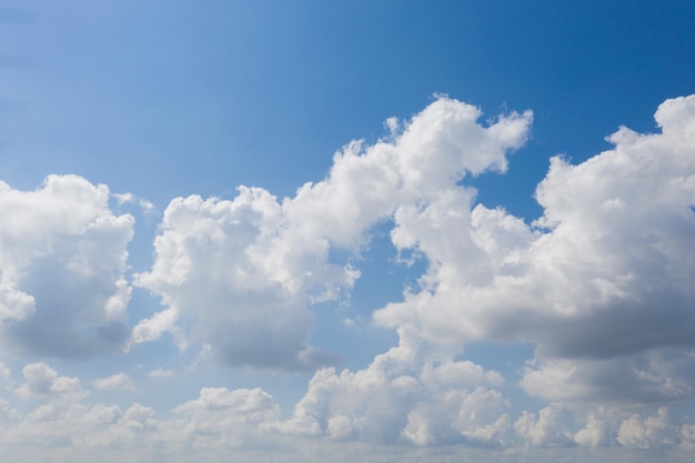 Cloudscape achtergrond zomertijd mooie lucht