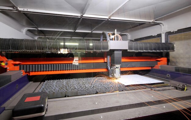 Cnc milling machine in work