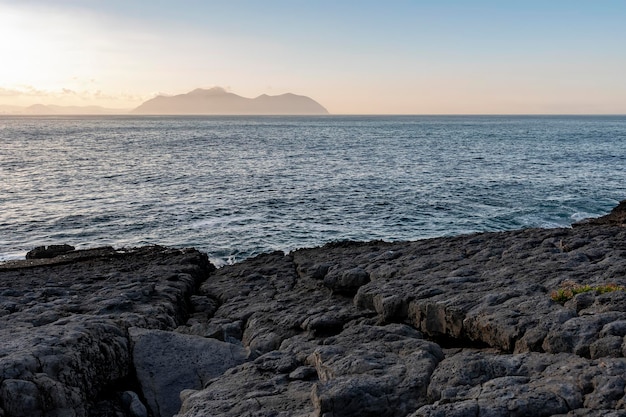 北部のカンタブリアの海岸風景。