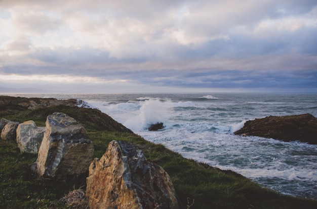 Photo coastal landscape in a rainy day.