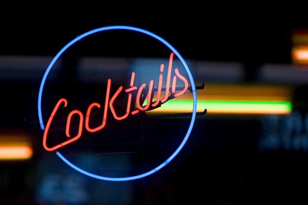 Photo cocktails neon light