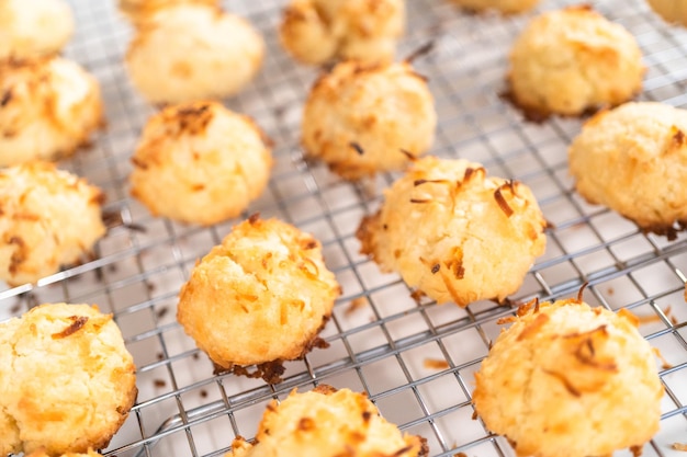 Coconut cookies