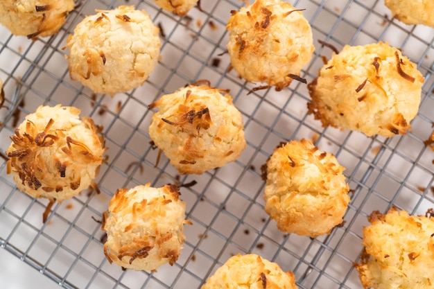 Coconut cookies