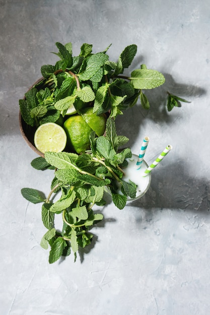 Coconut mojito cocktails