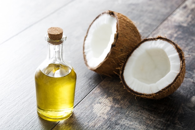 Olio di cocco su legno