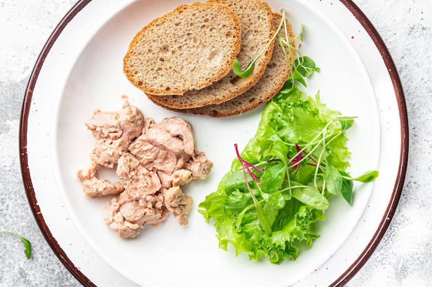写真 テーブルの上のタラ肝油魚の脂肪オメガ3食事スナックコピースペース食品の背景