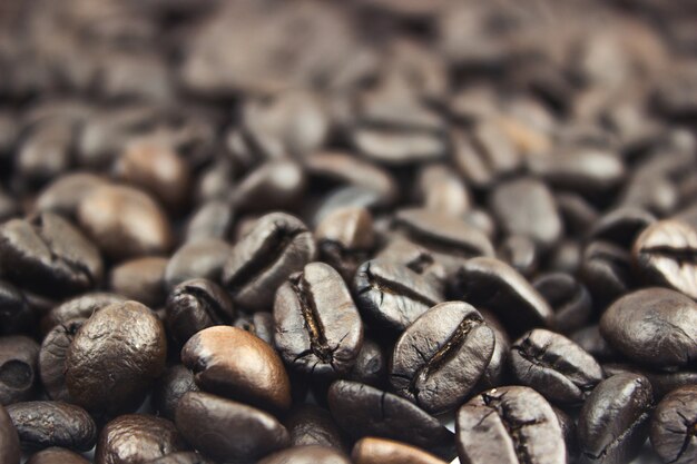 コーヒー豆が閉じる