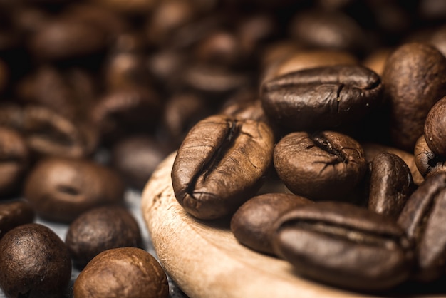 Foto a macroistruzione dei chicchi di caffè