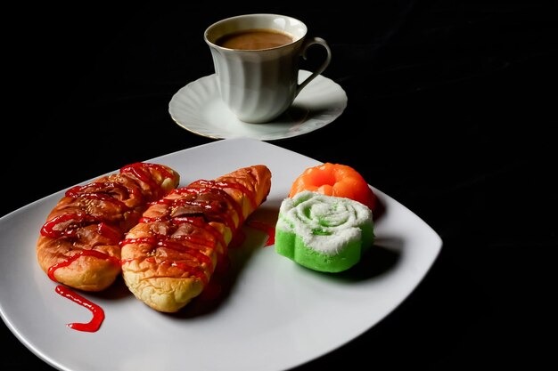 Coffee and bread for breakfast or afternoon snack