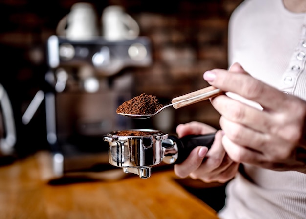 カフェメーカーでのコーヒーカプチーノの作り方