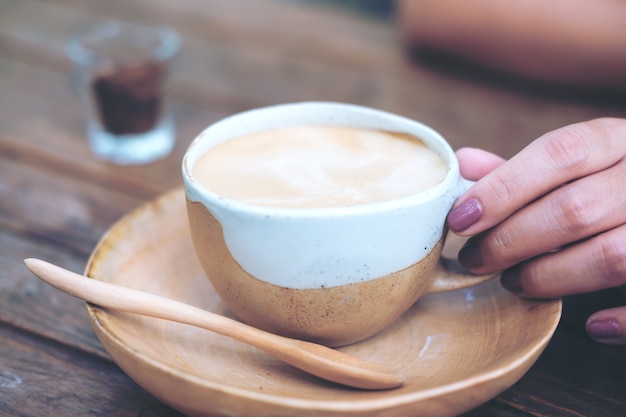 Coffee cup on table 