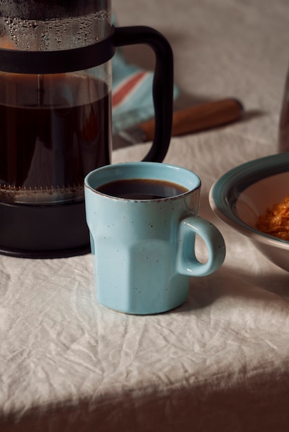 Foto concetto di preparazione del caffè ancora in vita