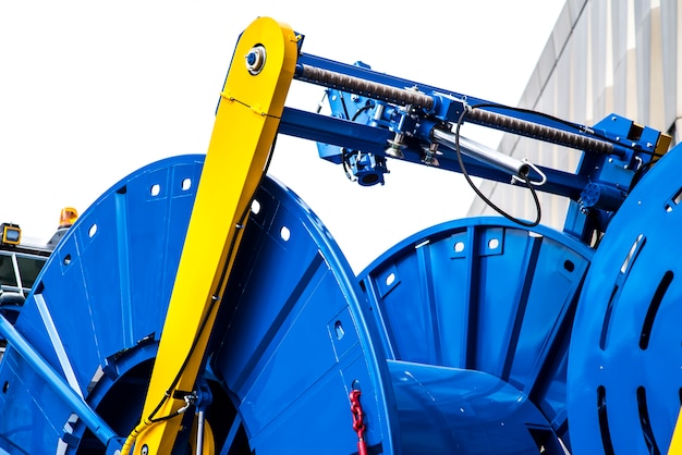 Coiled tubing machine to work in the oil fields