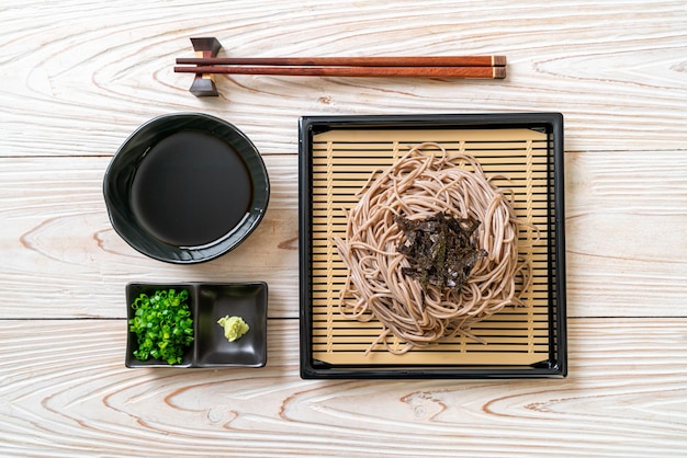 Photo cold buckwheat soba noodles or zaru ramen